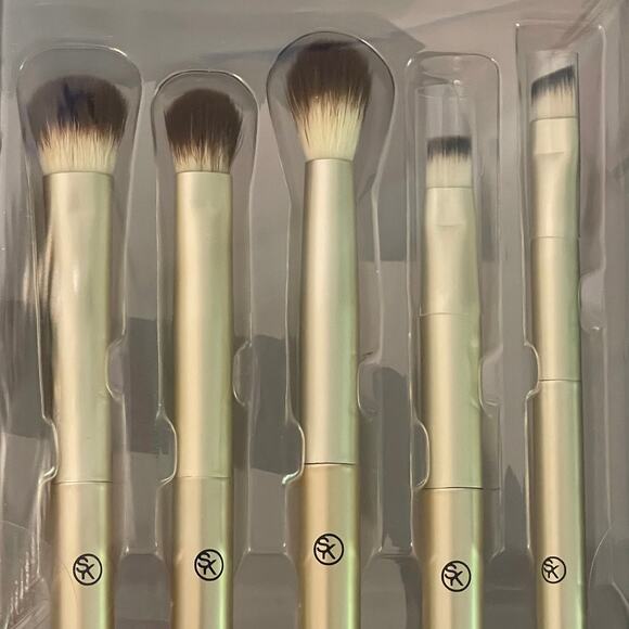 Sonia Kashuk Essential Collection Complete Eye Makeup Brush Set New 5 Pieces - Picture 3 of 6